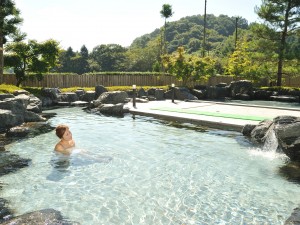 森林の温泉_露天