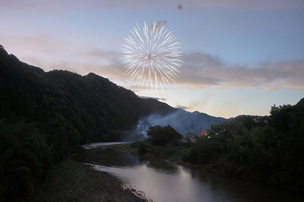 だいご美花火(西金会場)
